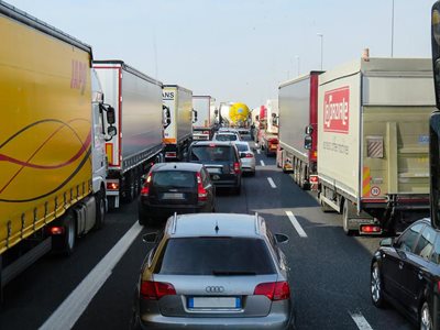 Nejnovější zpráva STORM – objevte nové trendy o vlivu nákladní dopravy a logistiky